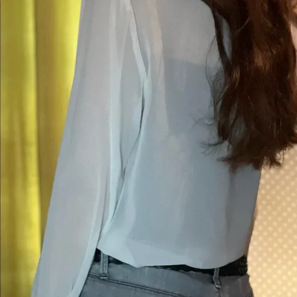 Ivory white blouses - Picture 2 of 9